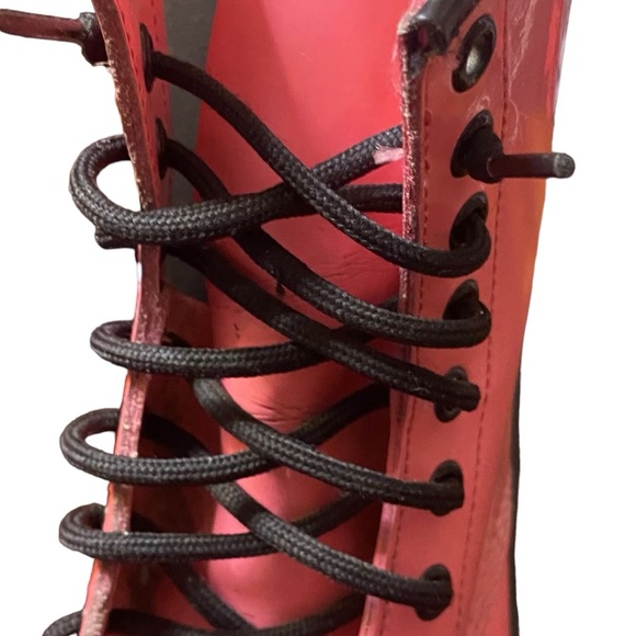 Dr. Martens Pink Combat Boots Size 6 - Picture 7 of 15
